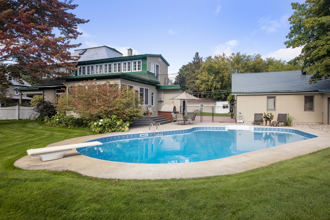 Upgrade Your Pool with Stylish Pool Coping